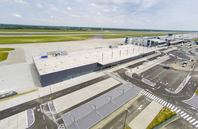 Pyrzowice: W planach dalsza rozbudowa lotniska