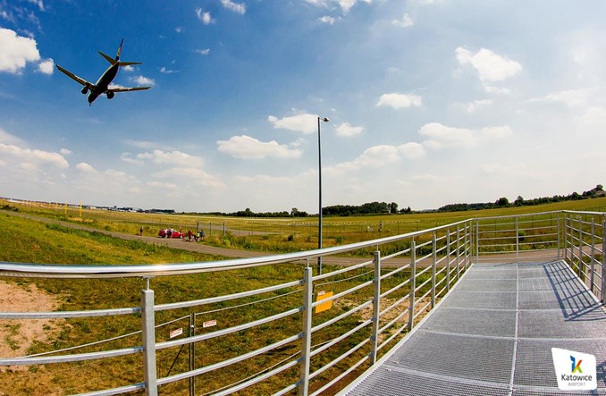 Nie będzie kolei do Pyrzowic? Inwestycji nie ma w Krajowym Programie Kolejowym