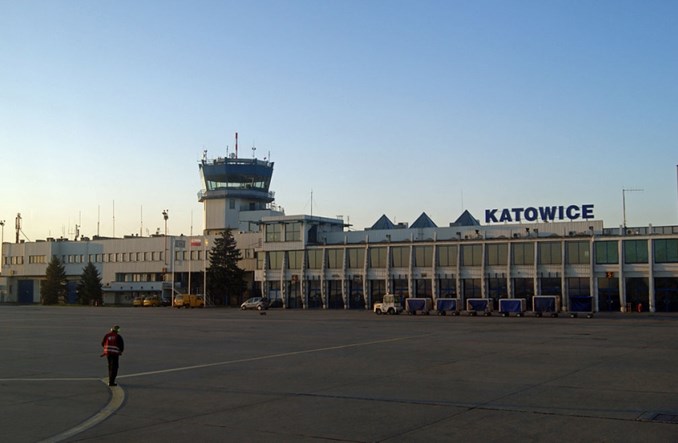 Letnia siatka na pyrzowickim lotnisku