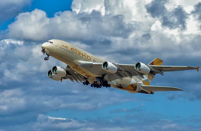 Koronawirus. Etihad zwalnia setki pracowników