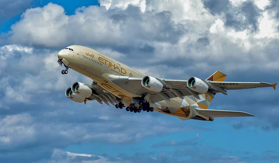 Koronawirus. Etihad zwalnia setki pracowników Koronawirus. Etihad zwalnia setki pracowników