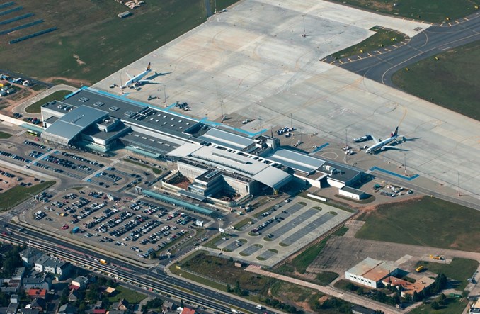 Jaśkowiak: Airport Poznań grozi upadłość. Zwolnienia są nieuniknione