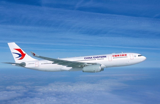 China Eastern Airlines wchodzą do Europy