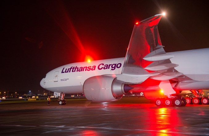 IATA: Rośnie lotniczy ruch cargo na świecie