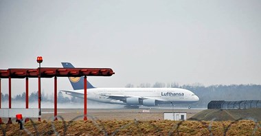 Niemiecki rząd chce wesprzeć Air Berlin. Ryanair skarży tę decyzję