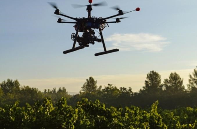 Podpisano porozumienie o współpracy na rzecz budowania świadomości użytkowników dronów