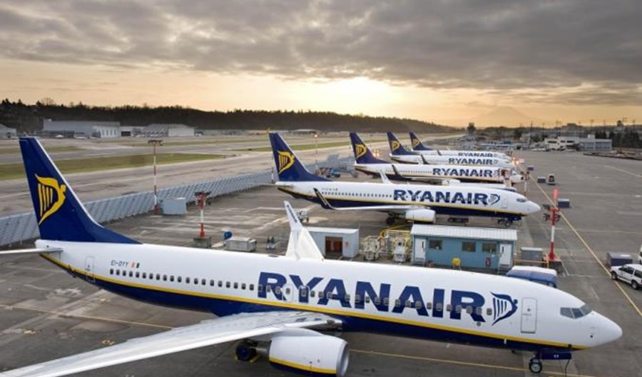 Ryanair poleci do Aten z trzech polskich miast Ryanair poleci do Aten z trzech polskich miast