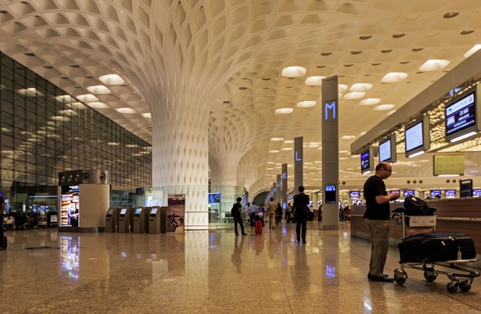 Lotniska w Indiach nie nadążają za rosnącą liczbą pasażerów