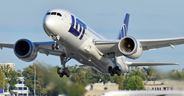 Czwarty dzień strajku. LOT odwołuje rejs do Toronto