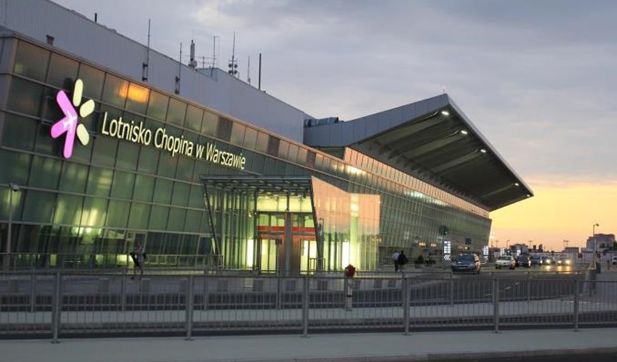 Lotnisko Chopina: W 2020 roku obsłużono 5,4 mln pasażerów. To spadek o 70 procent Lotnisko Chopina: W 2020 roku obsłużono 5,4 mln pasażerów. To spadek o 70 procent