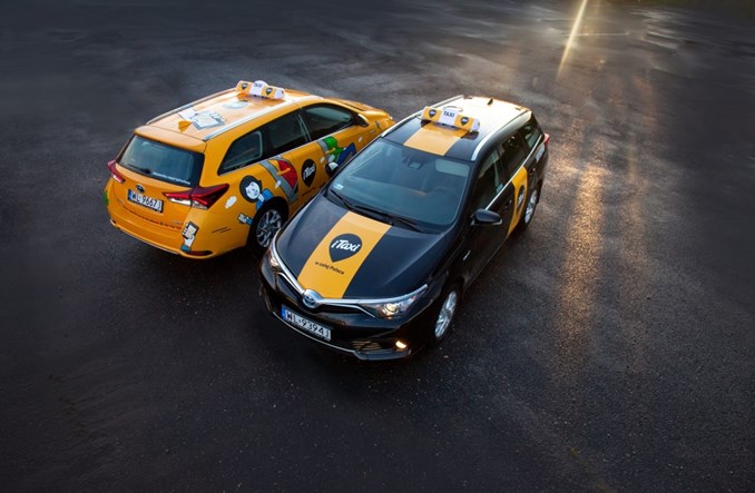 iTaxi zaparkowało na poznańskim lotnisku