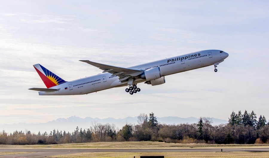 Philippine Airlines odbierają dziesiątego Boeinga 777-300ER Philippine Airlines odbierają dziesiątego Boeinga 777-300ER