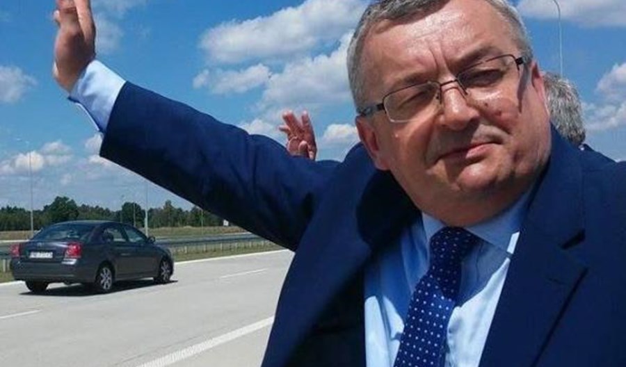 Adamczyk tłumaczy Czarneckiego. Bez ustaleń w sprawie zamknięcia Chopina Adamczyk tłumaczy Czarneckiego. Bez ustaleń w sprawie zamknięcia Chopina