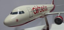 Upadłe linie Air Berlin wyprzedają swój majątek. Na aukcji fotele samolotowe i czekoladki