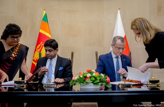 Polska i Sri Lanka podpisały umowę o transporcie lotniczym