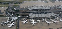Francja: Nie ma decyzji o sprzedaży udziałów operatora paryskiego lotniska