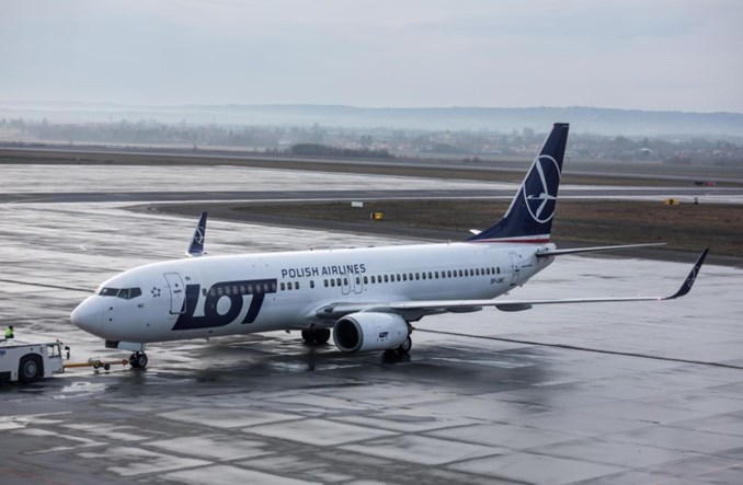 PLL LOT ma 5 dni na przedstawienie sposobu przywrócenia wynagrodzeń z 2010 roku