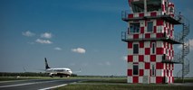 Zarząd: Lotnisko w Modlinie i Okęcie poradzą sobie razem przez lata