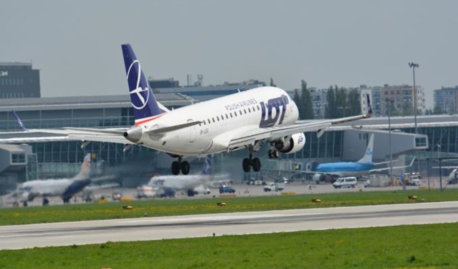 ULC: 22,3 mln pasażerów na polskich lotniskach w I półroczu. To 7-proc. wzrost ULC: 22,3 mln pasażerów na polskich lotniskach w I półroczu. To 7-proc. wzrost