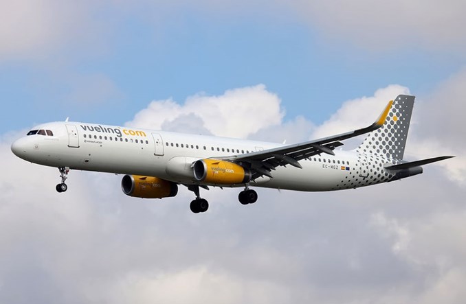 Vueling uruchamia cztery trasy z Brukseli do Hiszpanii