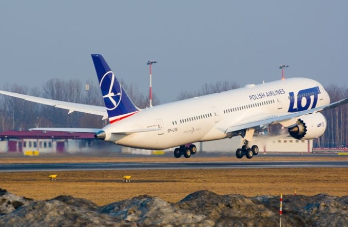 Punktualność: W czerwcu ogromne problemy w Europie. LOT nie wypada najgorzej