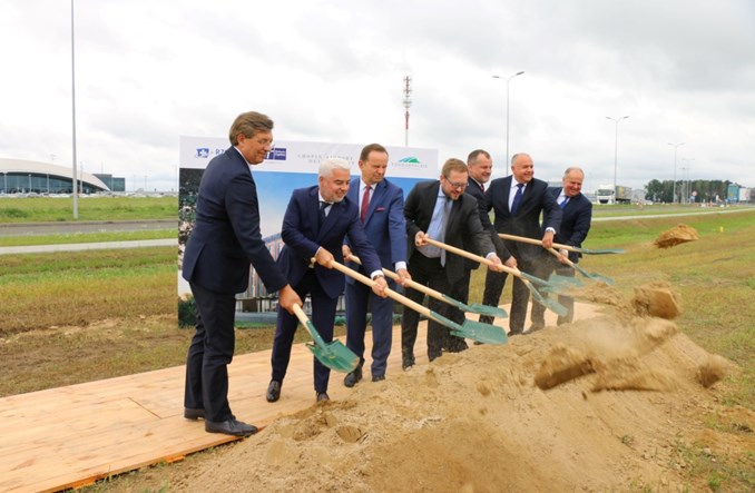 Lotnisko w Jasionce: Rusza budowa hotelu Holiday Inn Express