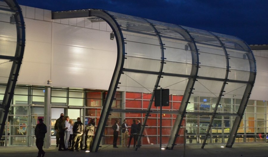 Cztery firmy chcą zaprojektować terminal lotniska w Radomiu Cztery firmy chcą zaprojektować terminal lotniska w Radomiu