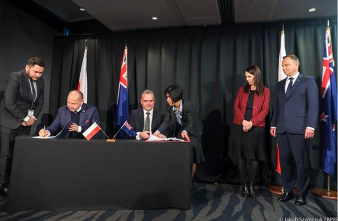 Polska i Nowa Zelandia podpisały umowę o komunikacji lotniczej