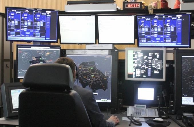 Indra Sistemas: Ruch lotniczy może być jeszcze bezpieczniejszy