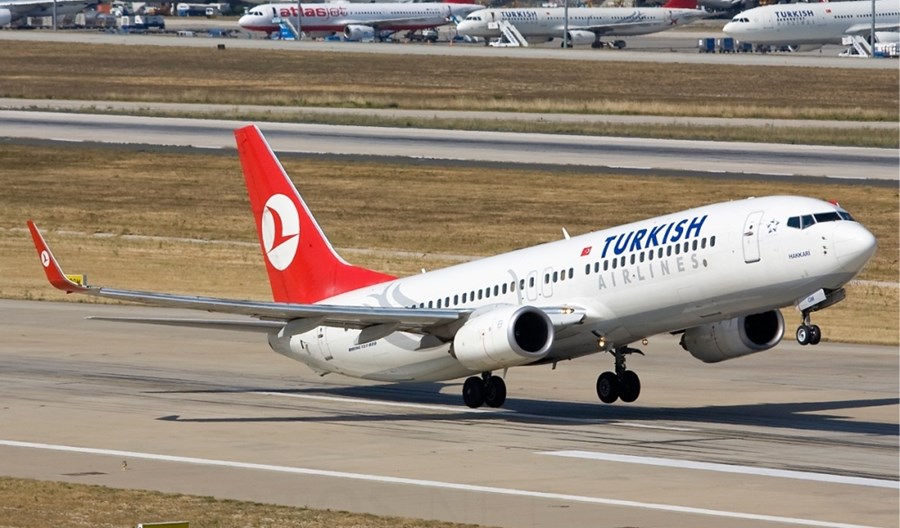 Zagraniczni piloci Turkish Airlines na przymusowych bezpłatnych urlopach Zagraniczni piloci Turkish Airlines na przymusowych bezpłatnych urlopach
