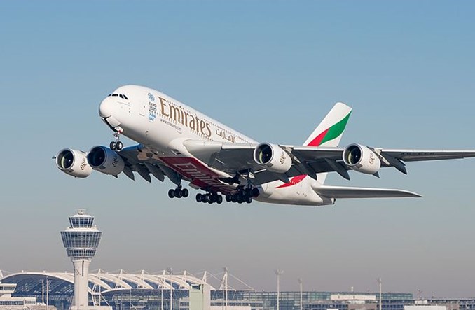 Emirates zwolnią nawet 30 tysięcy pracowników