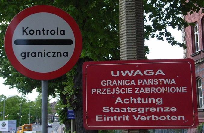 Tymczasowe przywrócenie kontroli granicznej. Również na lotniskach