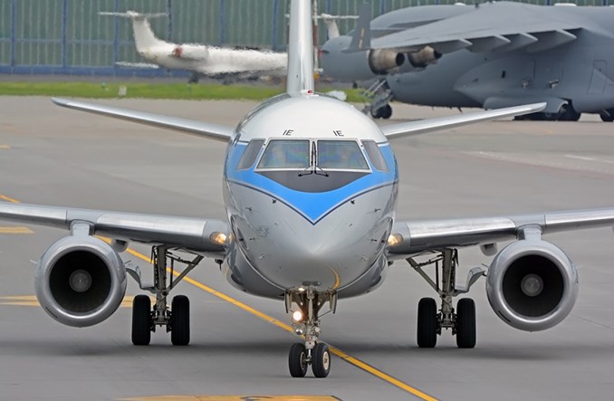 LOT jedynym oferentem na rejsy między Warszawą i Oradeą