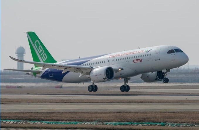 COMAC: Rozpoczyna się seryjna produkcja C919