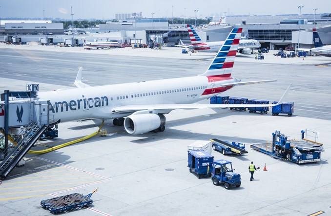 Nowy Jork wprowadza testy na koronawirusa na lotniskach 