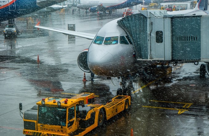 Rosja: Aerofłot odwołał około 80 rejsów z powodu opadów śniegu