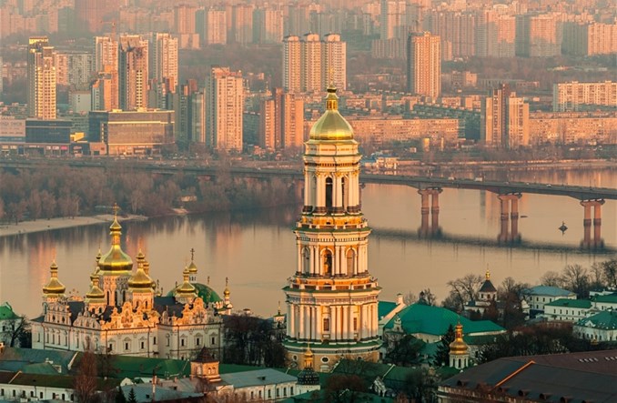 Kyiv czy Kiev? Spradź, dokąd leci Twój samolot