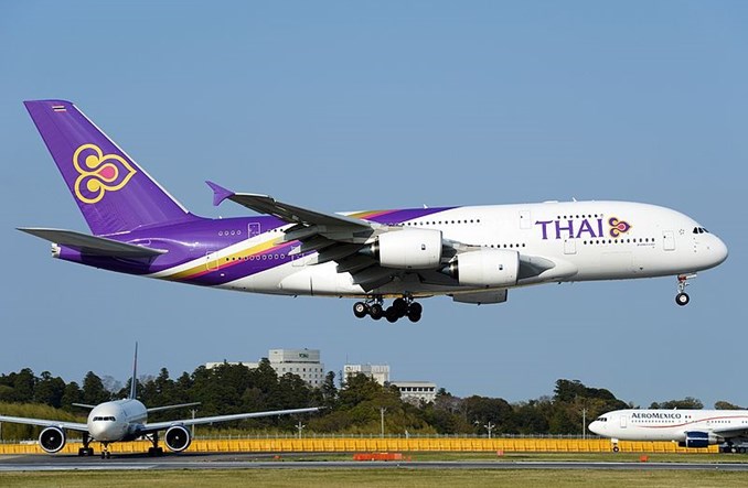 Thai Airways zwolnią połowę pracowników. Rekordowa strata finansowa za 2020 rok