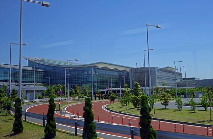LOT ciągle czeka na dostęp do Tokio-Haneda