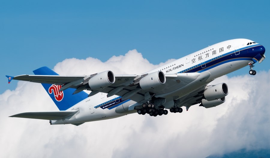 Chińskie MSZ: Chiny nie zawieszą lotów cywilnych Chińskie MSZ: Chiny nie zawieszą lotów cywilnych