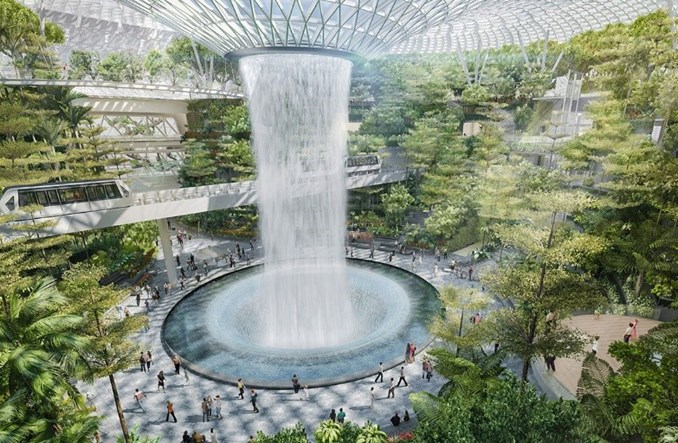 Singapurskie Changi z wodospadem