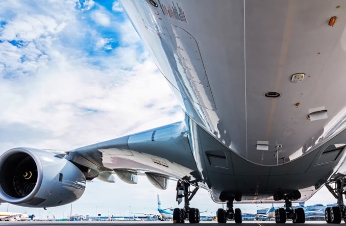 Wrzucanie monet do silników problemem dla linii lotniczych z Chin