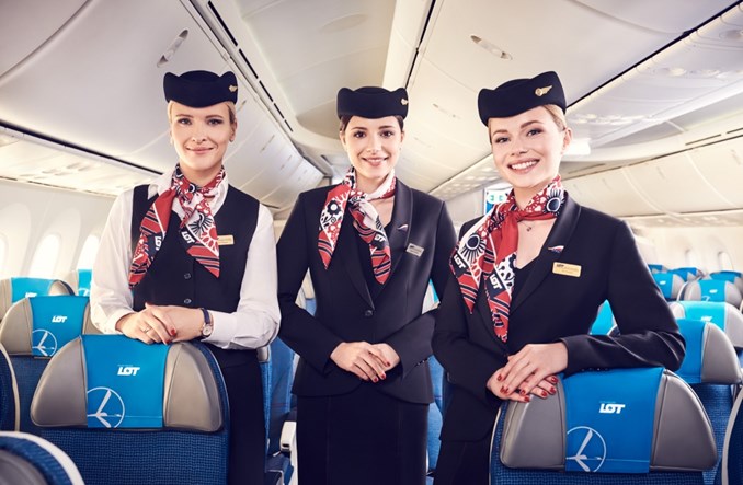 Kontynuuj swoją karierę w chmurach. LOT Cabin Crew Open Day