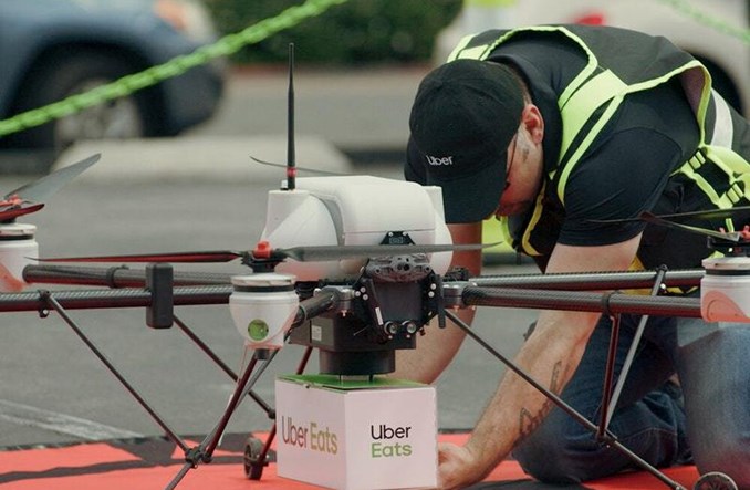 Drony dostarczają paczki klientom w Wielkiej Brytanii. W Polsce będzie trudno to wdrożyć