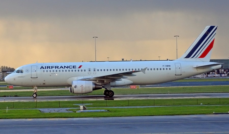 Air France sprzeciwia się francuskim planom wprowadzenia „ekopodatku” Air France sprzeciwia się francuskim planom wprowadzenia „ekopodatku”