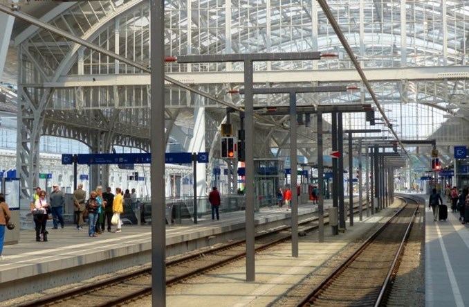 Obsługa kolejowa CPK bez przetargu?