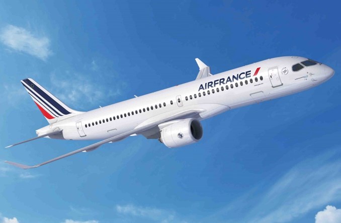 Air France: Bez zachowania dystansu między pasażerami. Inaczej w pociągach