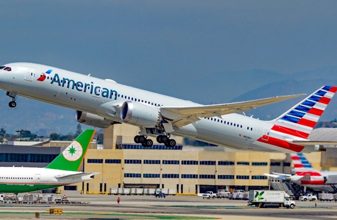 American Airlines wypuści akcje i obligacje. W planie pozyskanie 3,5 mld dolarów