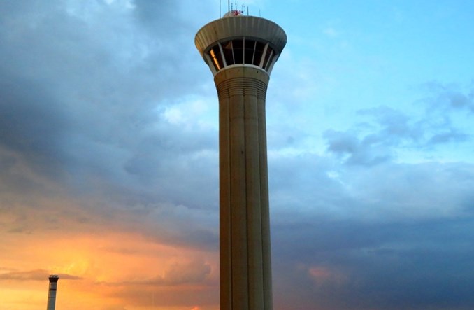 Loty uziemione po awarii kontroli ruchu lotniczego we Francji