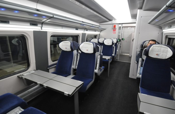 6 par połączeń PKP Intercity z Łodzi na Lotnisko Chopina od grudnia 2019